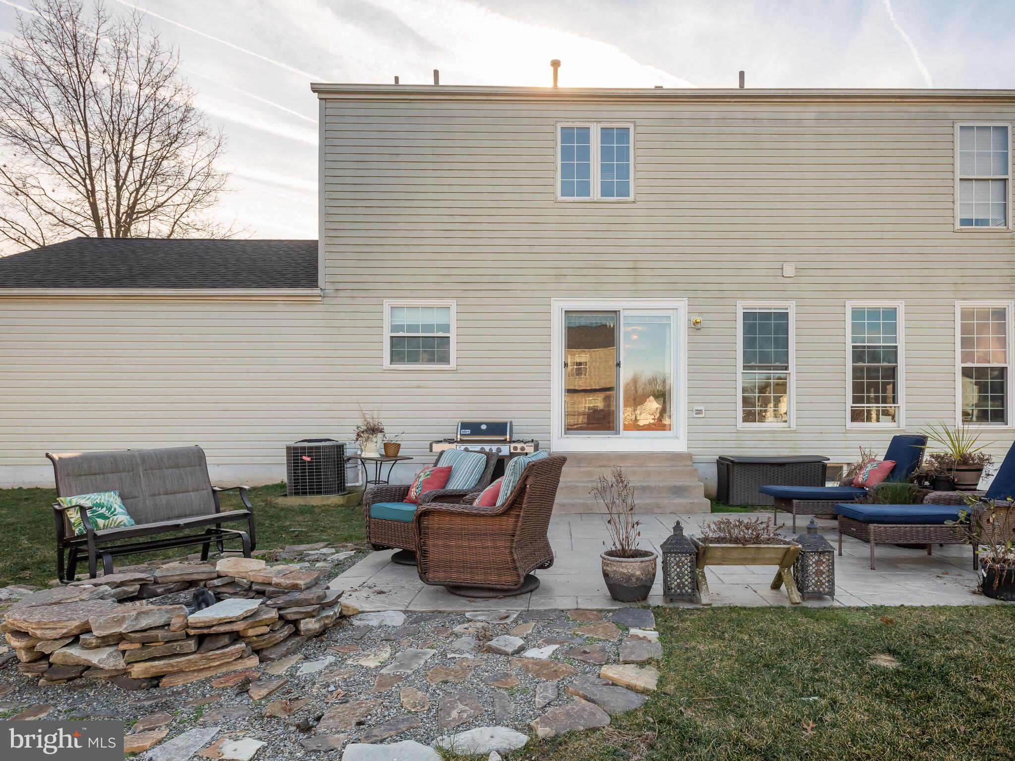 427 Winding Stream Road Spring City, PA 19475 - Photo 5 of 26 Exterior Rear