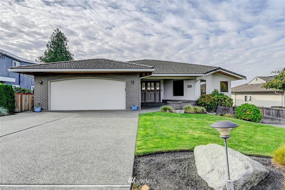 516 View Ridge Drive Everett, WA 98203 - Photo 2 of 40