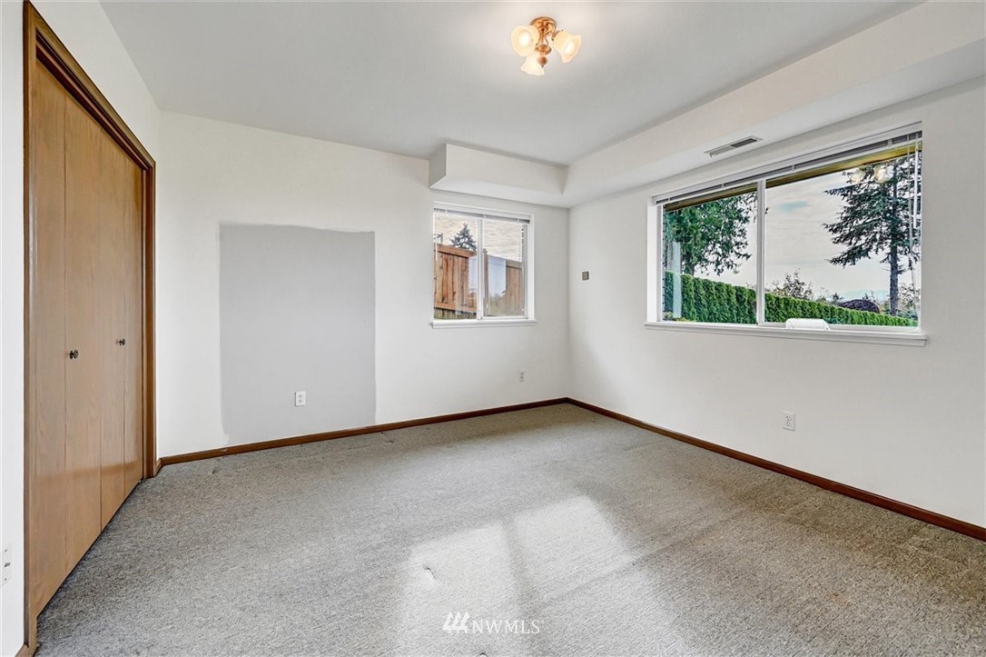516 View Ridge Drive Everett, WA 98203 - Photo 27 of 40