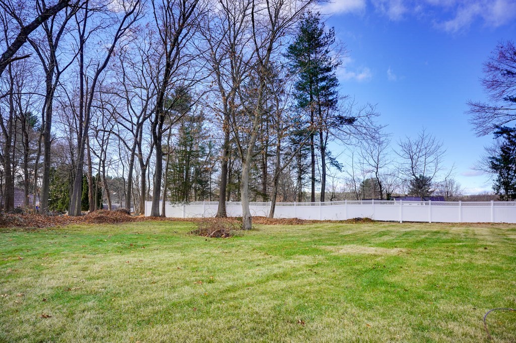 24 Westbrook Road Northborough, MA 01532 - Photo 6 of 19 Gallery Image 6