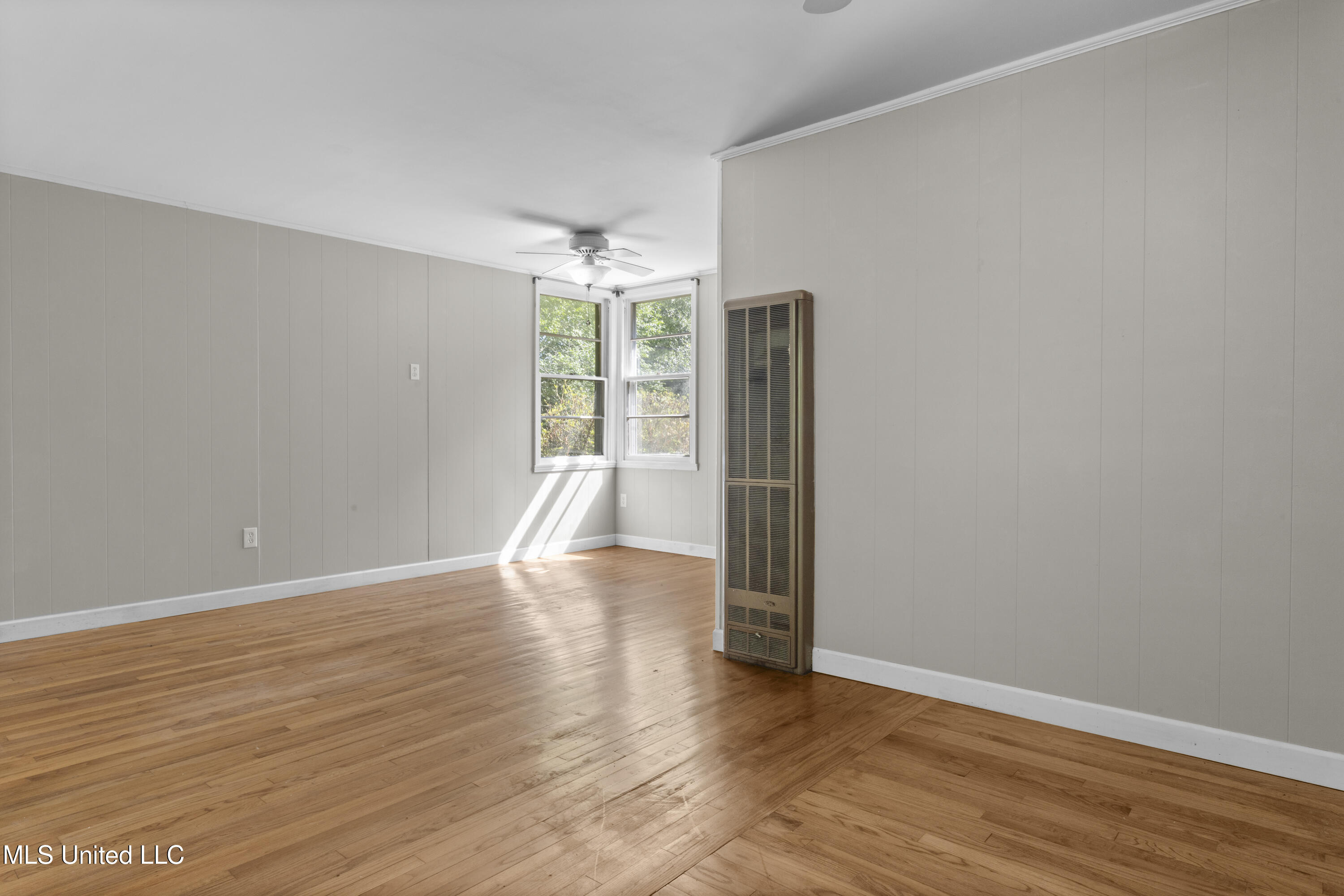 3801 Dantzler Street Moss Point, MS 39563 - Photo 32 of 47 032