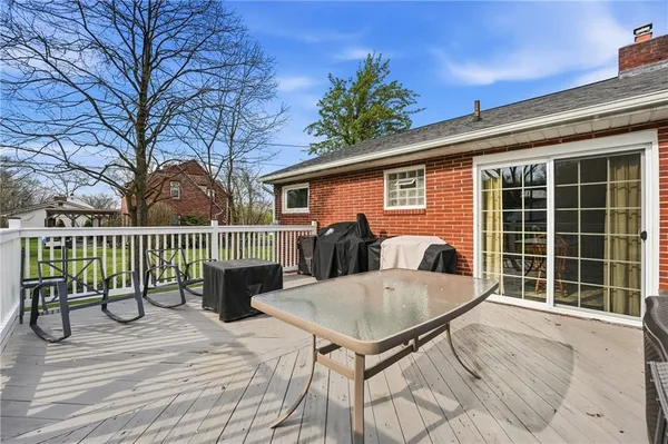 $165,000 | 265 South Oakdale Avenue, Hermitage, PA 16148