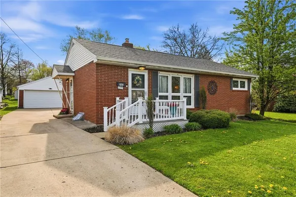 $165,000 | 265 South Oakdale Avenue, Hermitage, PA 16148