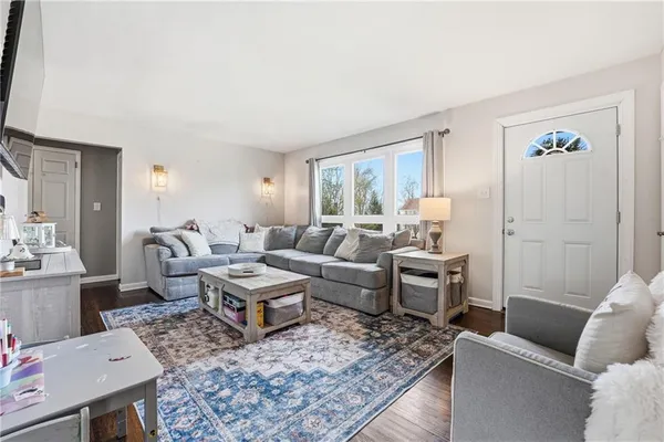 $165,000 | 265 South Oakdale Avenue, Hermitage, PA 16148