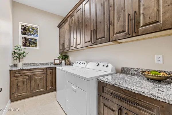 $1,100,000 | 5940 Glenwood Trail, Flagstaff, AZ 86004