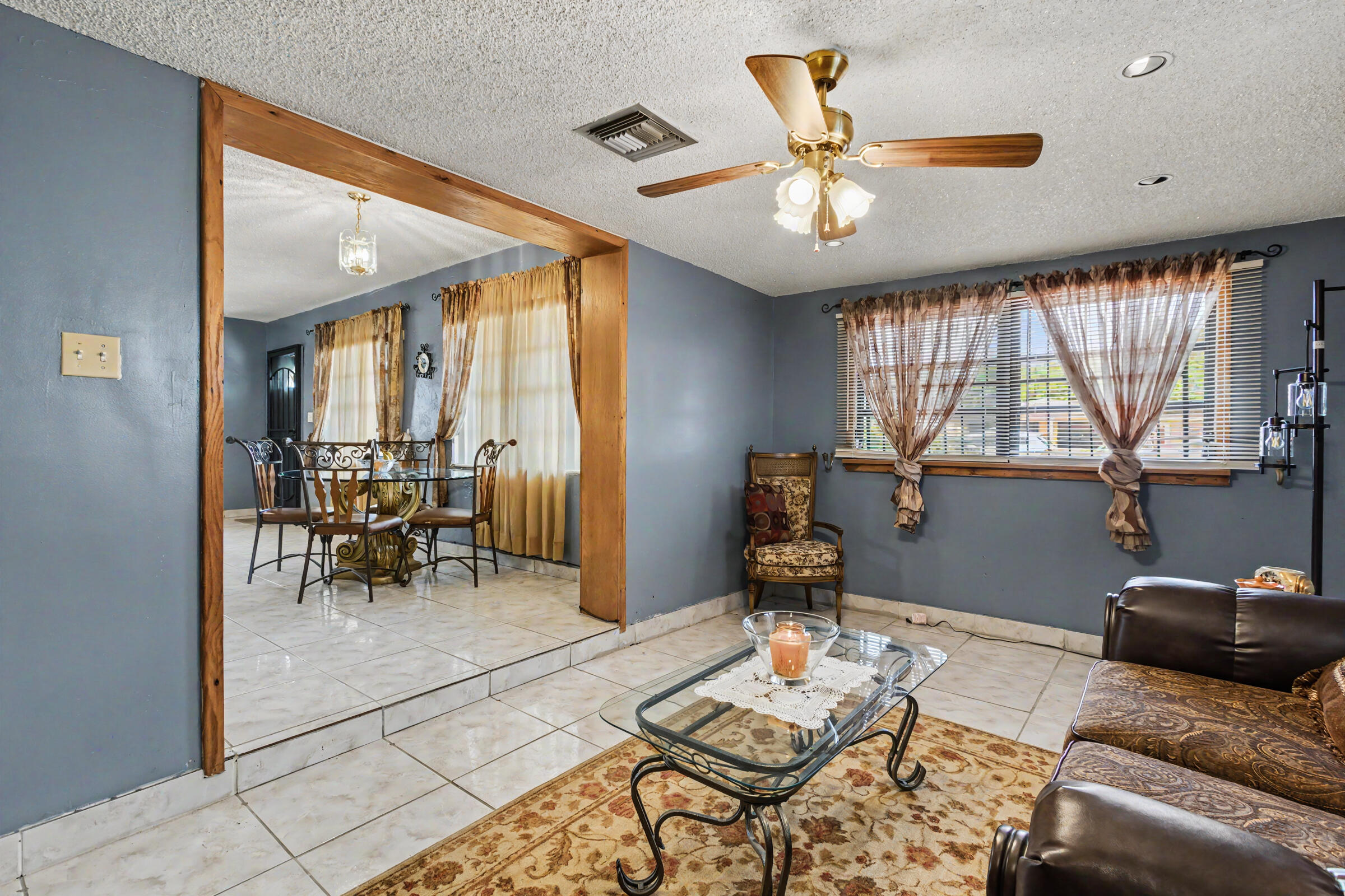 6417 Southwest 23rd Street Miramar, FL 33023 - Photo 23 of 45 6417-27