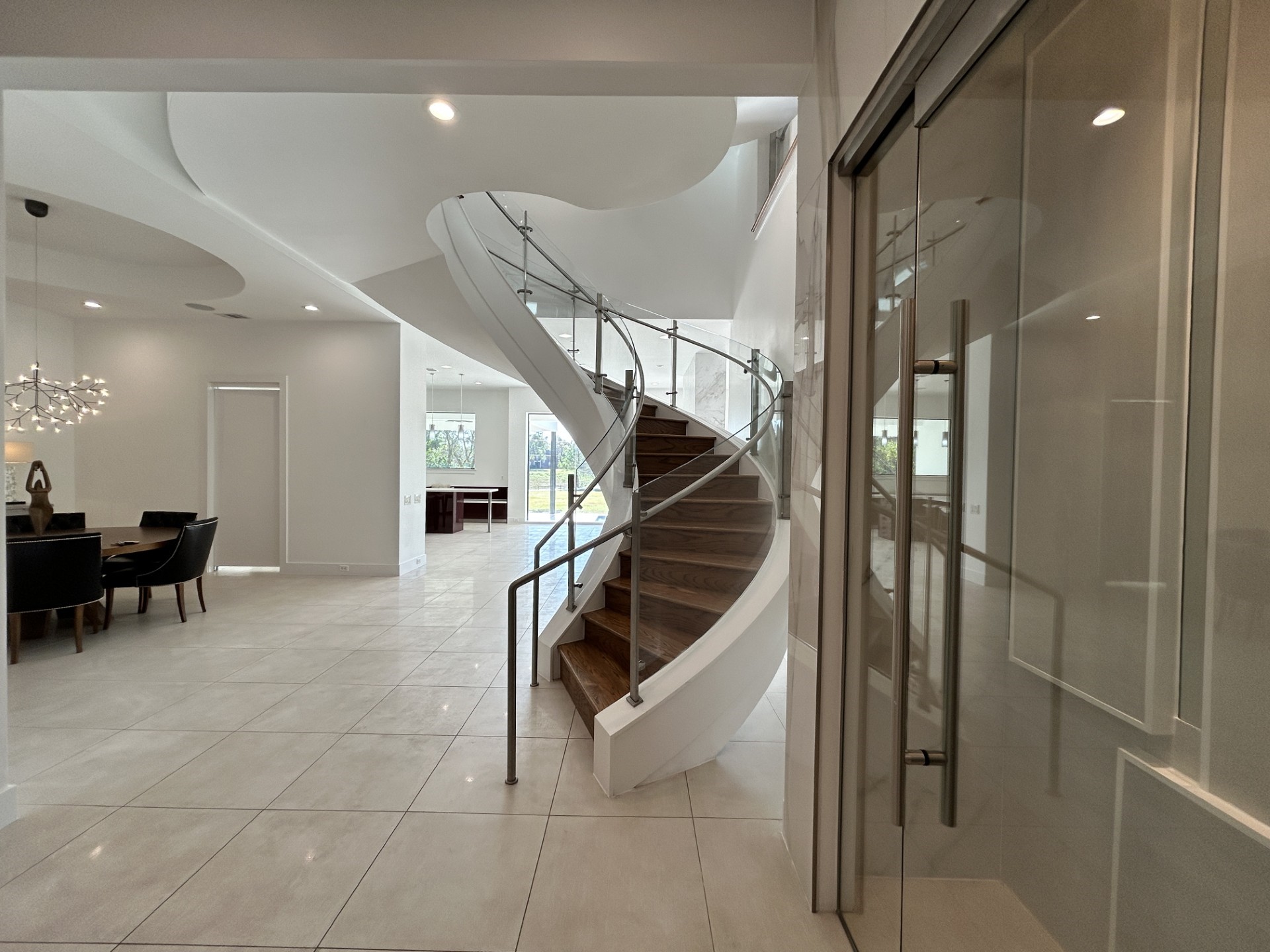 3308 North MacGregor Way Houston, TX 77004 - Photo 9 of 46 Foyer has a locked wine storage with option to add climate control