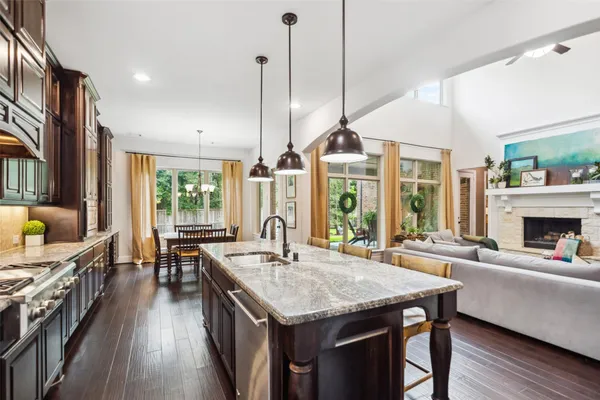 $1,150,000 | 18 Star Iris Place, Tomball, TX 77375
