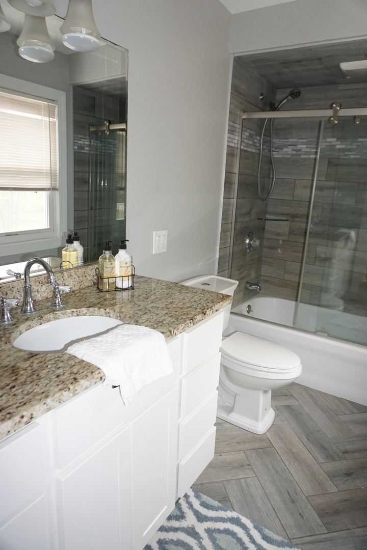 15036 West Russell Road Zion, IL 60099 - Photo 6 of 29