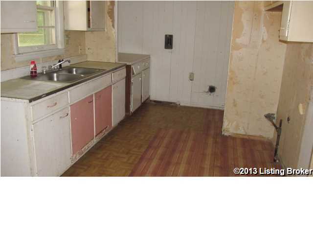 5105 Rangoon Way Louisville, KY 40218 - Photo 3 of 11 Additional Photo