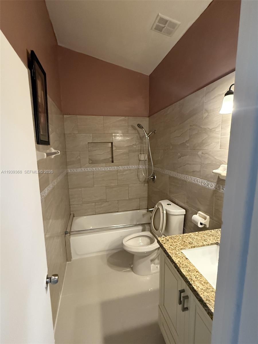 8071 Southwest 24th Place Miramar, FL 33025 - Photo 15 of 18