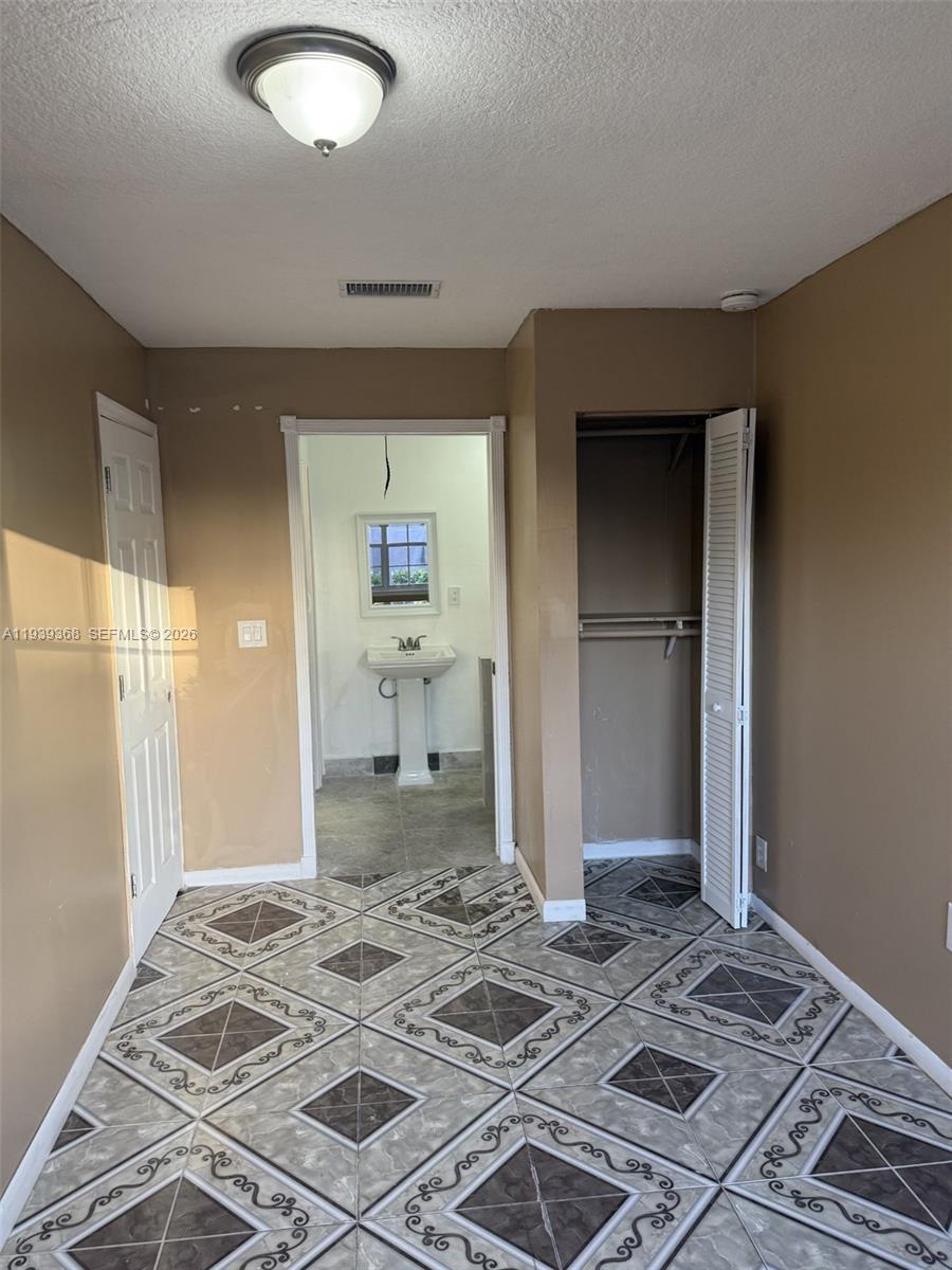 8071 Southwest 24th Place Miramar, FL 33025 - Photo 9 of 18