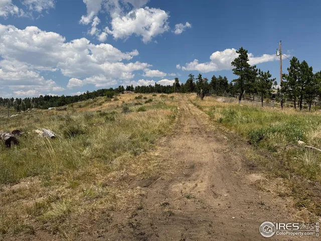 $185,400 | 865 Redstone Drive, Bellvue, CO 80512