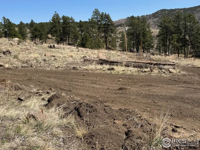 $185,400 | 865 Redstone Drive, Bellvue, CO 80512