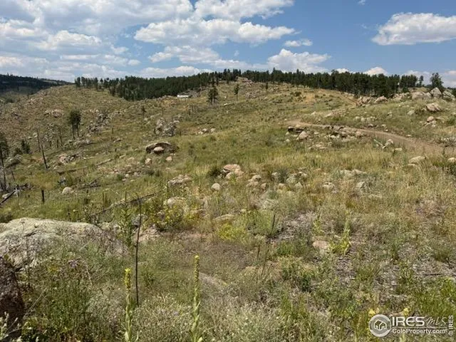 $185,400 | 865 Redstone Drive, Bellvue, CO 80512