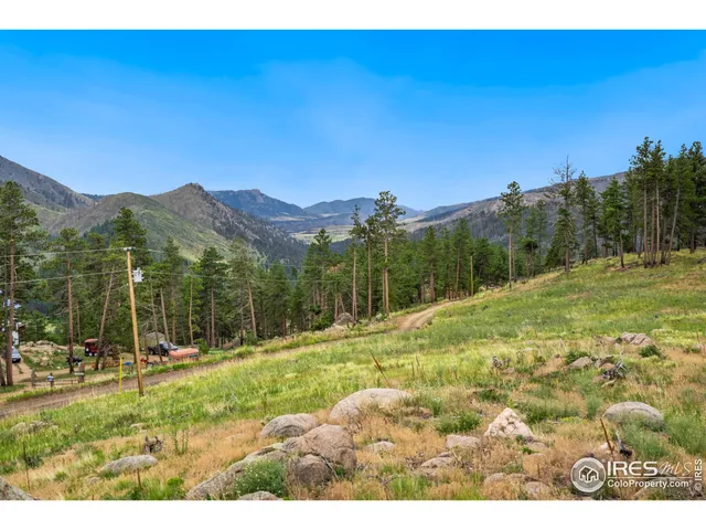 $185,400 | 865 Redstone Drive, Bellvue, CO 80512