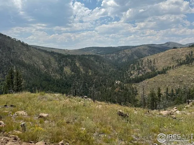 $185,400 | 865 Redstone Drive, Bellvue, CO 80512