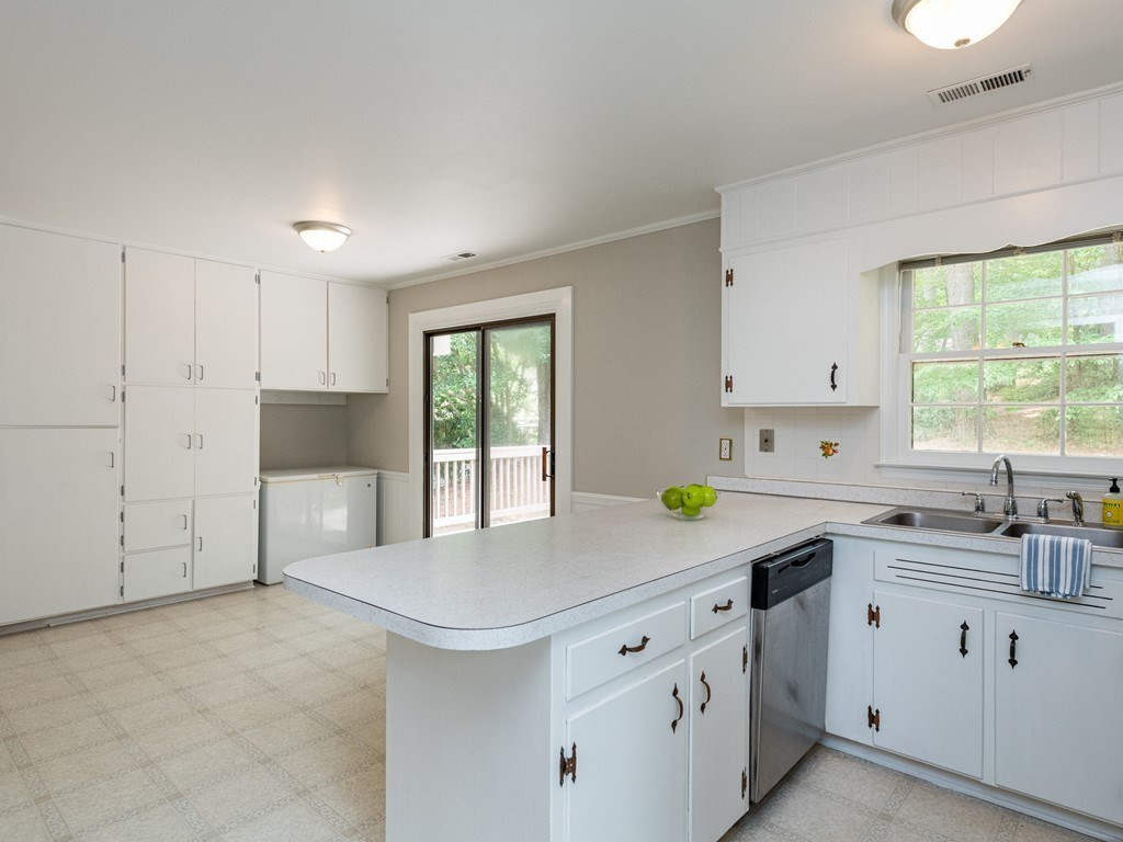 2325 Lawrence Drive Raleigh, NC 27603 - Photo 8 of 29 Photo 8