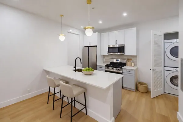 $2,650 | 337 Johnston Avenue, Unit 506, Jersey City, NJ 07304