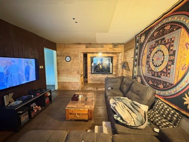101 Fishpot Road Fredericktown, PA 15333 - Photo 6 of 25 Gallery Image 6