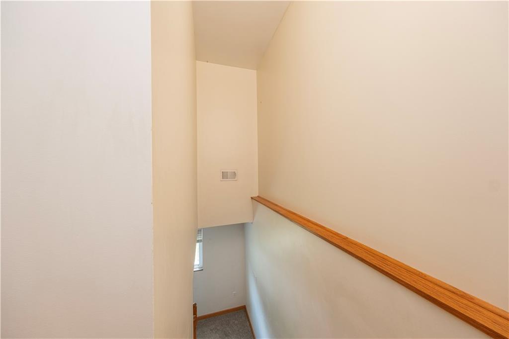 409 East Garden Road Pittsburgh, PA 15227 - Photo 10 of 27 Gallery Image 10