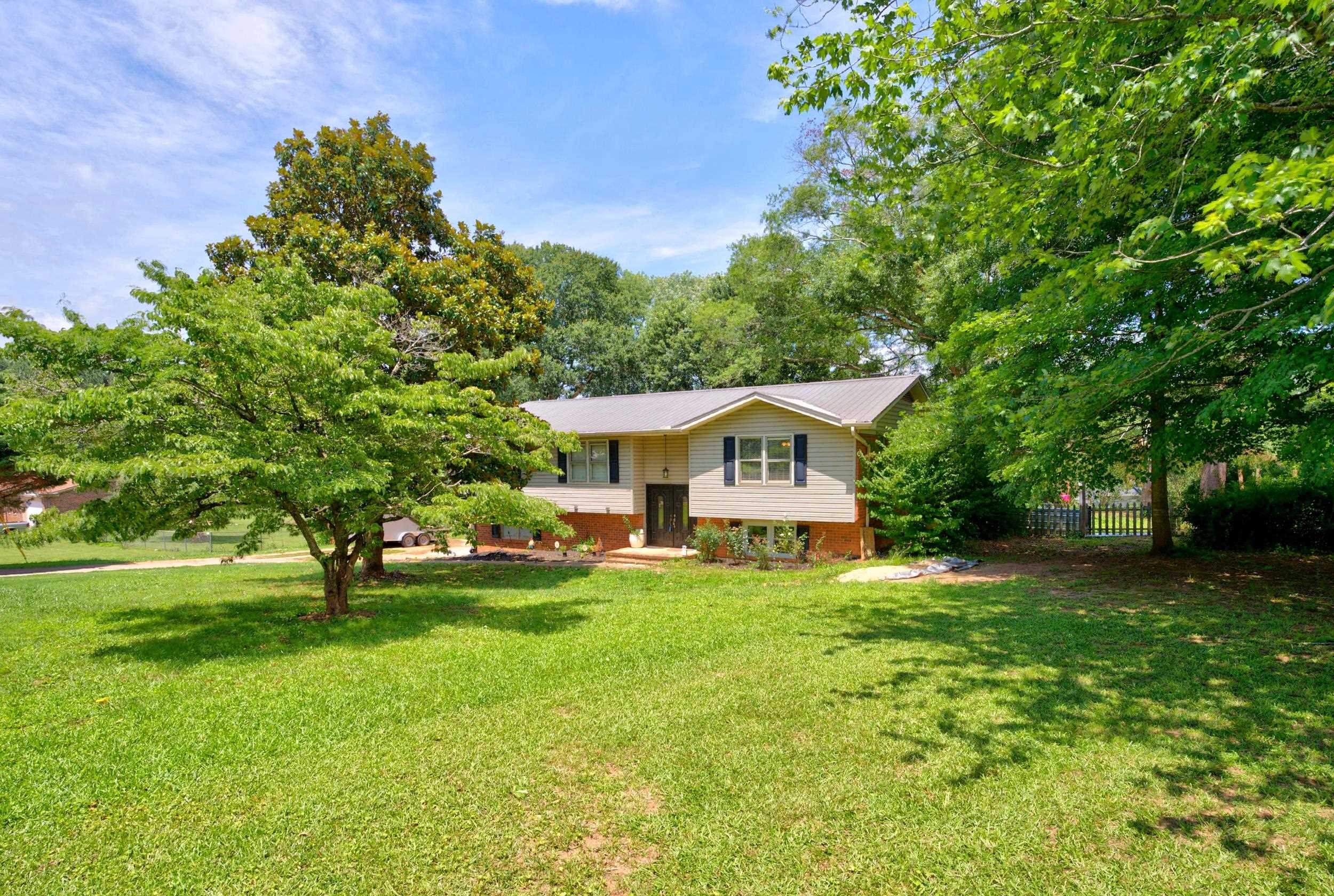 116 Winston Way West Easley, SC 29640 - Photo 2 of 43