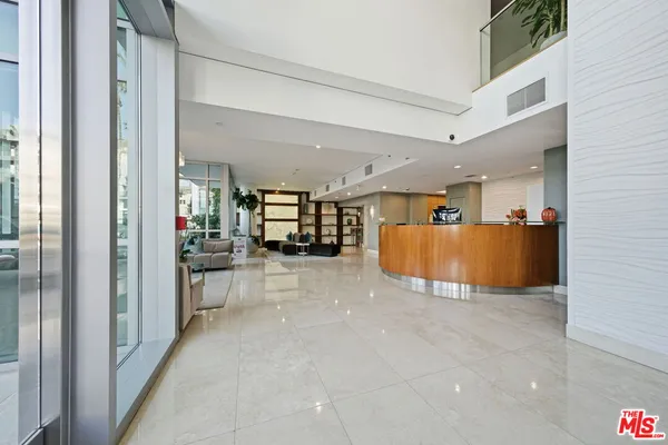 $9,999 | 13650 Marina Pointe Drive, Unit 1603, Marina del Rey, CA 90292