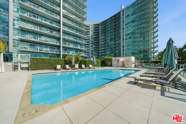 $9,999 | 13650 Marina Pointe Drive, Unit 1603, Marina del Rey, CA 90292