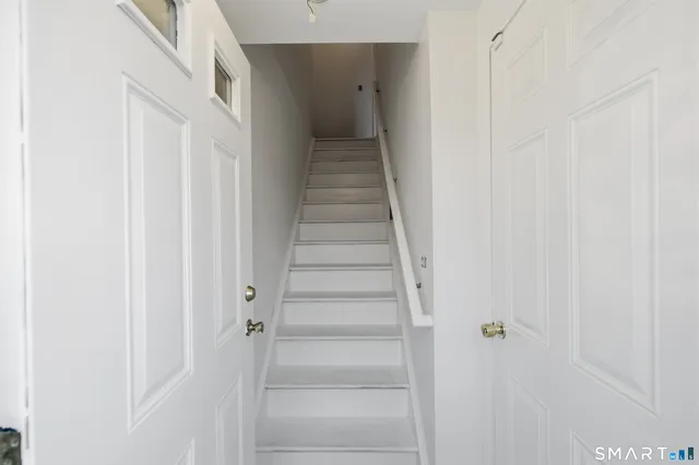 $200,000 | 135 Bucks Hill Road, Unit 10, Waterbury, CT 06704