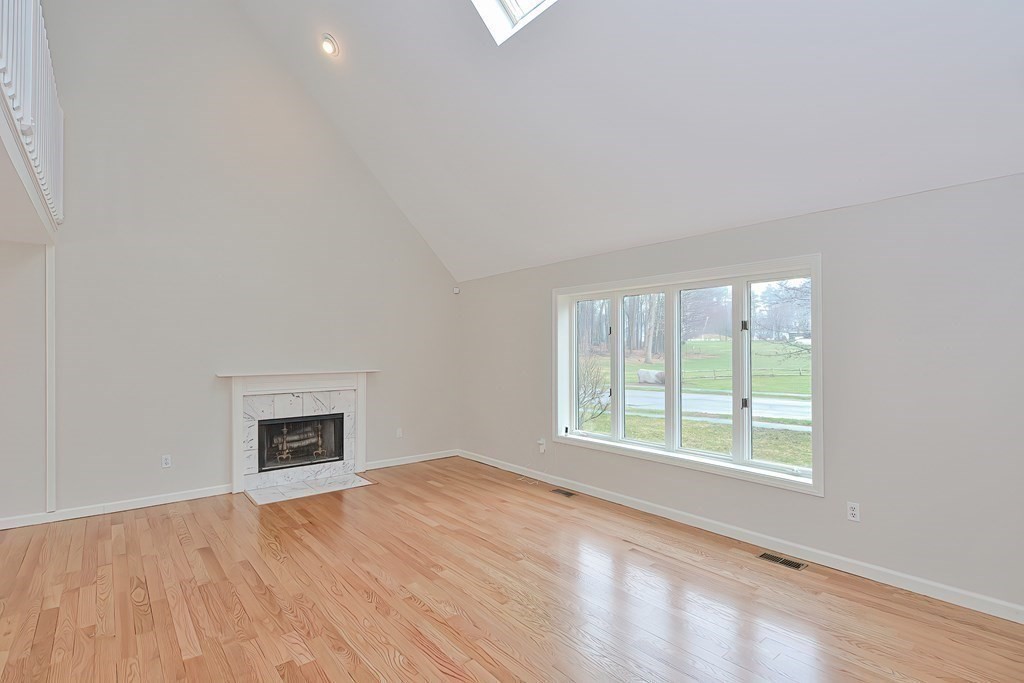18 Timberline Road Millis, MA 02054 - Photo 4 of 26 Gallery Image 4