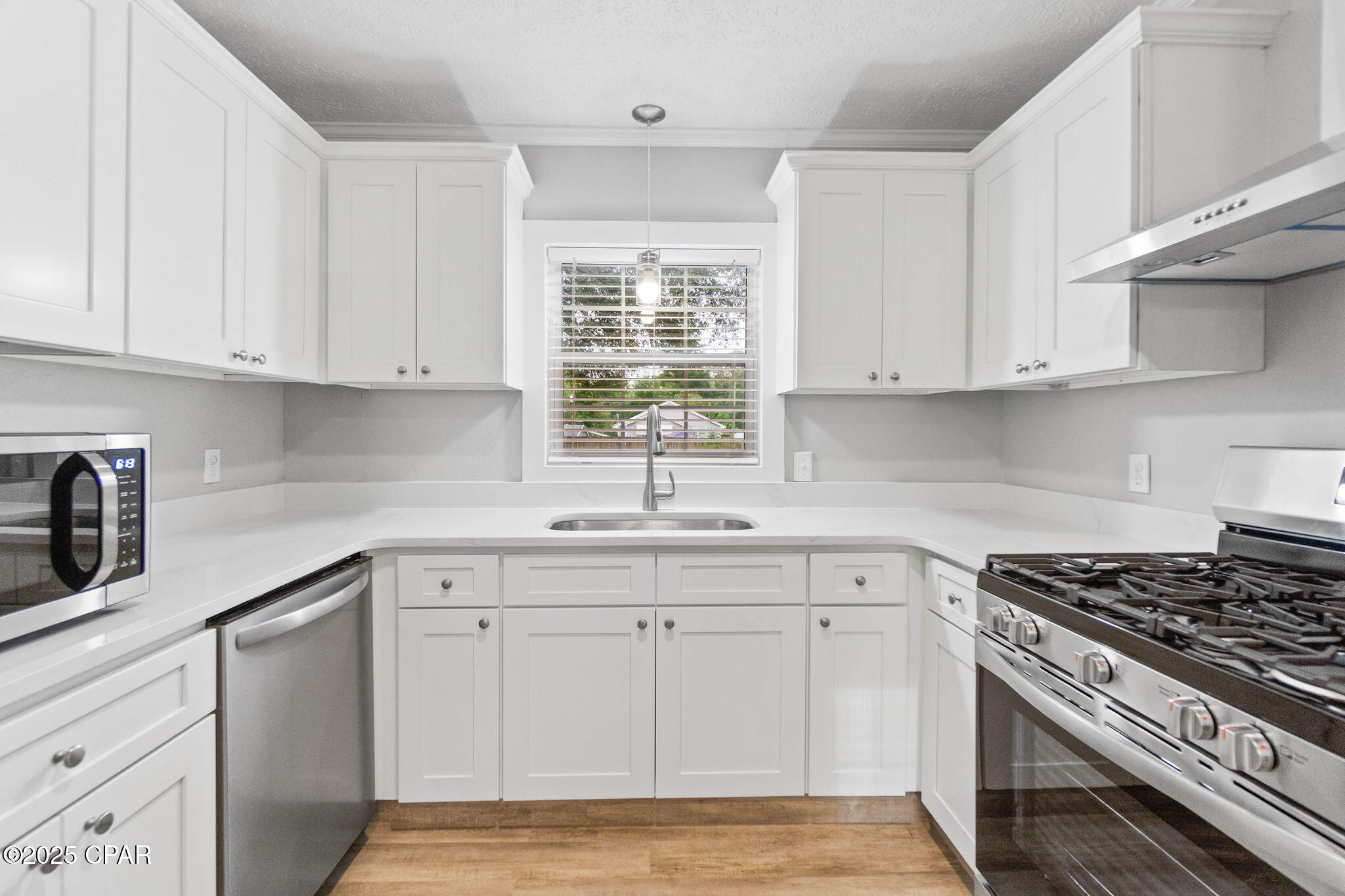 871 2nd Street Chipley, FL 32428 - Photo 13 of 38