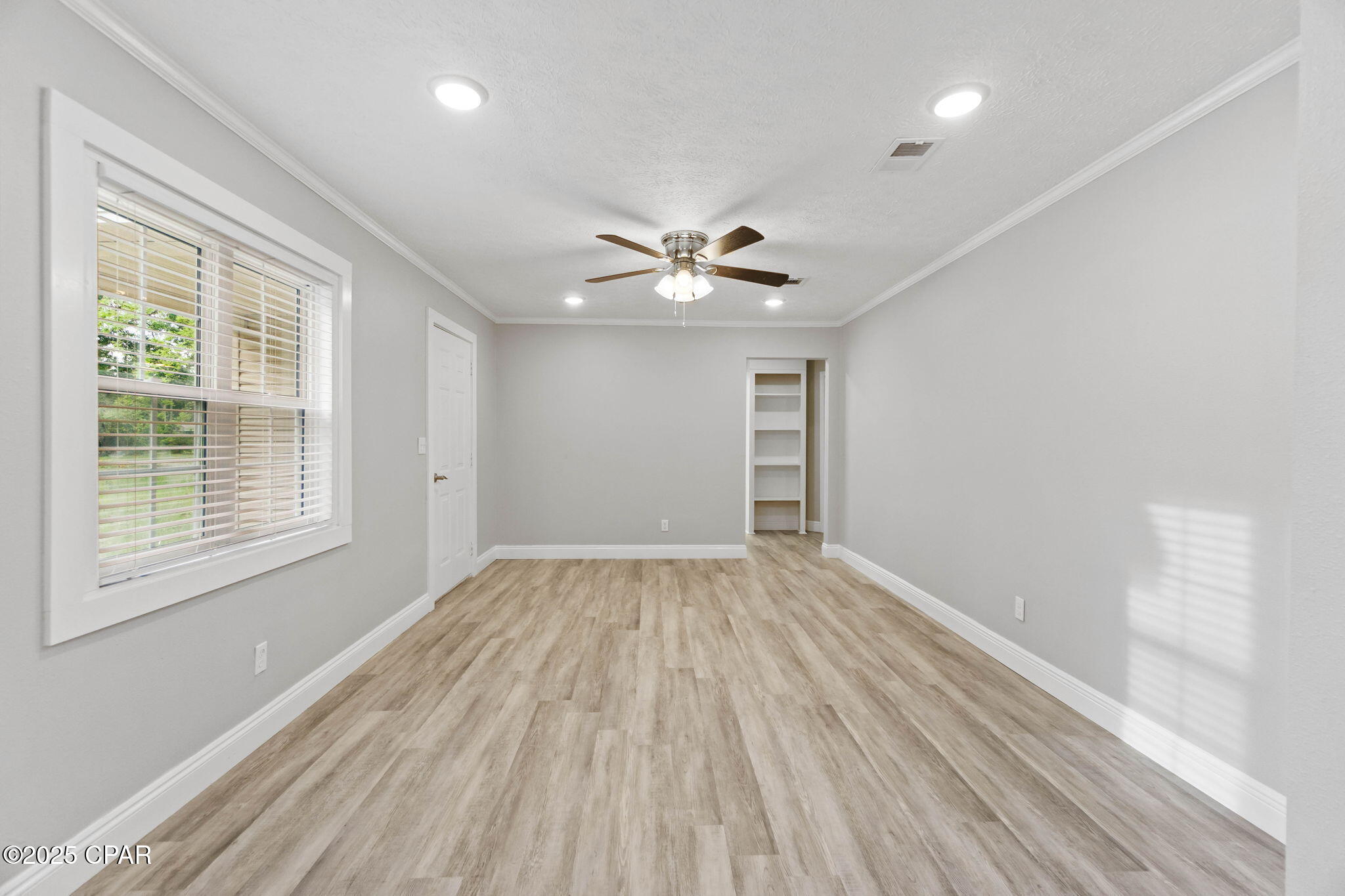 871 2nd Street Chipley, FL 32428 - Photo 4 of 38