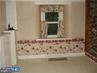 211 Dautrich Road Reading, PA 19606 - Photo 8 of 12