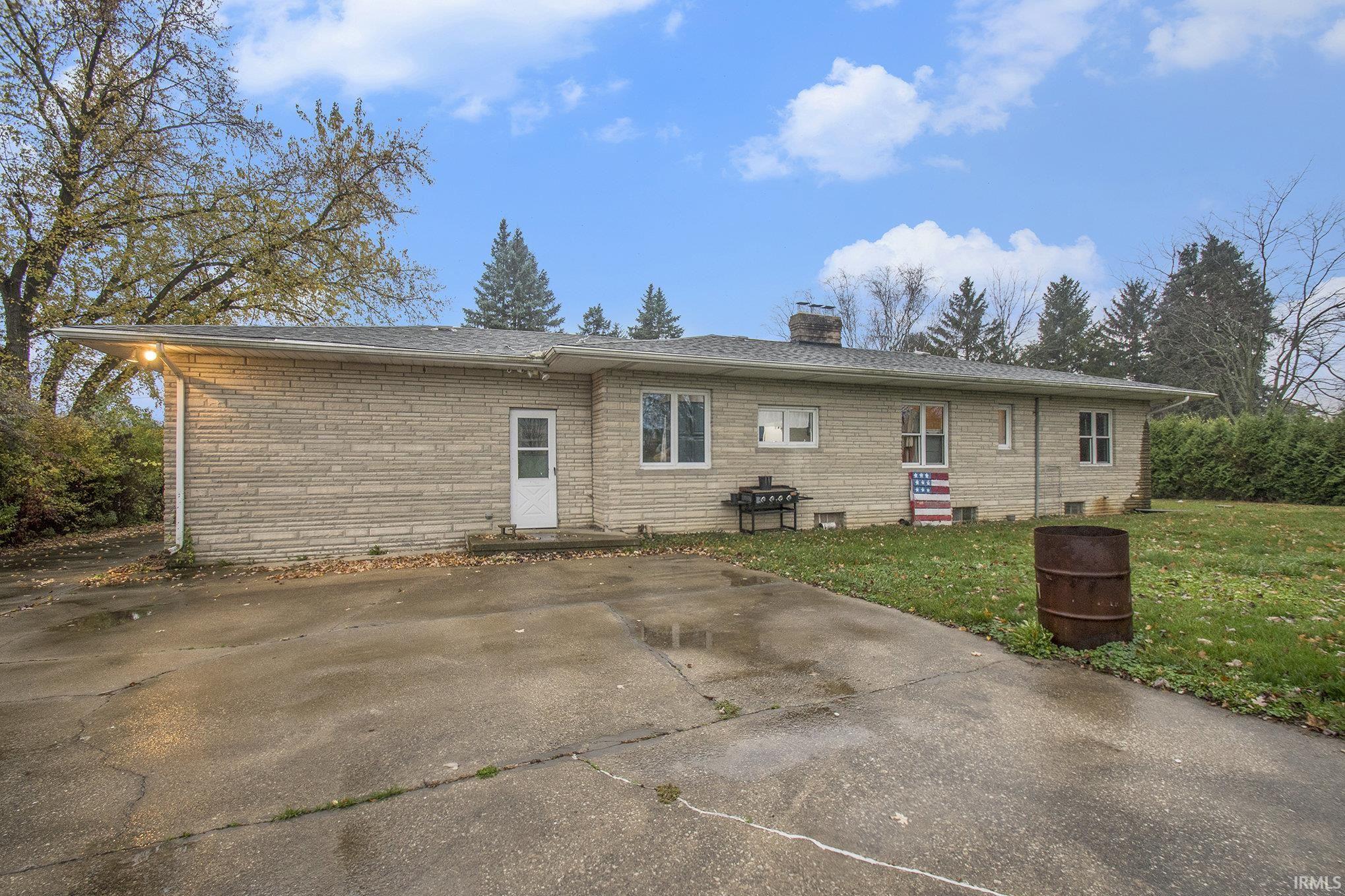 14623 South County Line Road Syracuse, IN 46567 - Photo 15 of 18 Gallery Image 15