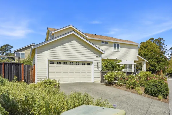 $828,998 | 8009 Ferrari Way, Windsor, CA 95492
