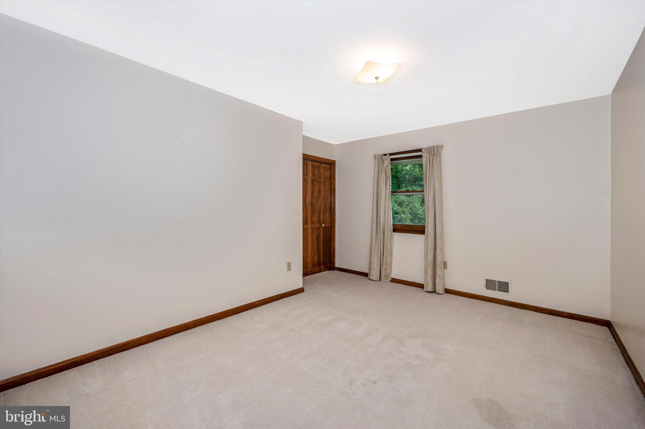 5801 Meadow Road Frederick, MD 21702 - Photo 26 of 52
