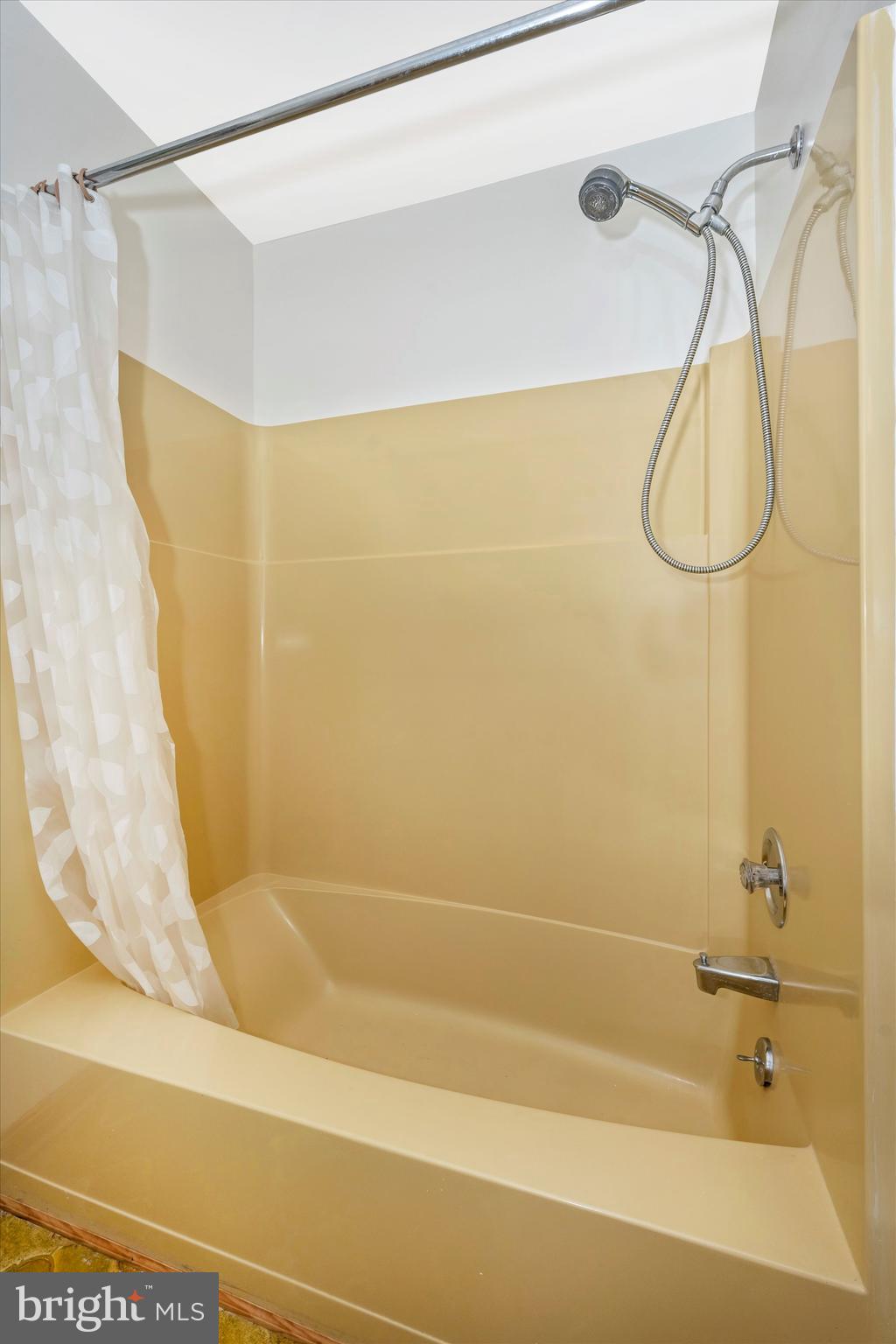 5801 Meadow Road Frederick, MD 21702 - Photo 29 of 52