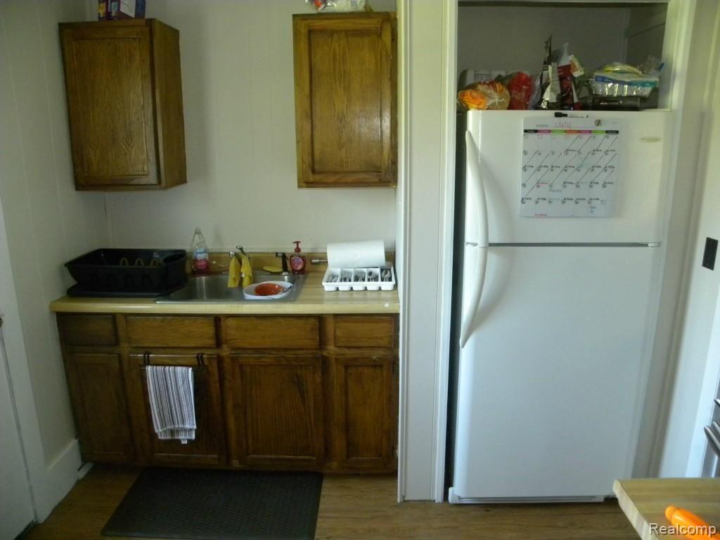 15637 Nettney Road Capac, MI 48014 - Photo 46 of 64 Apartment Kitchen