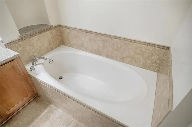 $2,695 | 102 Yacht Harbor Drive, Unit 376, Palm Coast, FL 32137