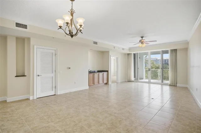 $2,695 | 102 Yacht Harbor Drive, Unit 376, Palm Coast, FL 32137