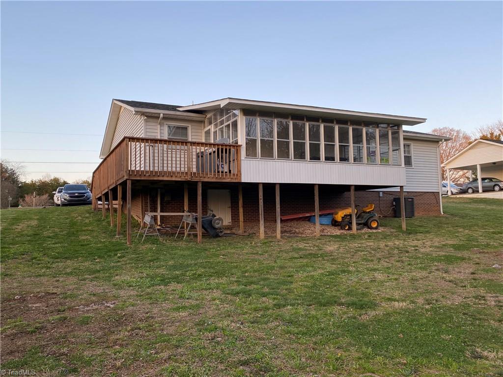1242 Reeves Mill Road Mount Airy, NC 27030 - Photo 6 of 33 Gallery Image 6