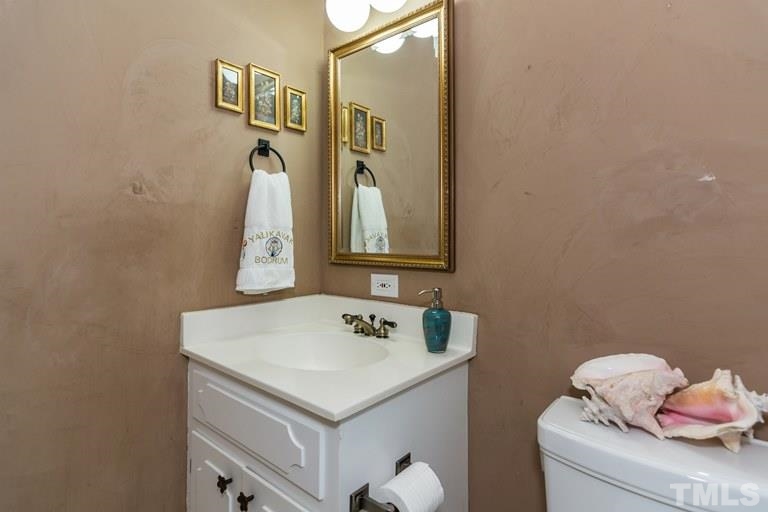 805 Purdue Street Raleigh, NC 27609 - Photo 12 of 23