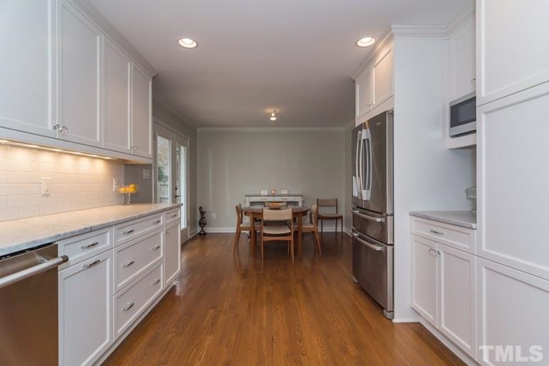 805 Purdue Street Raleigh, NC 27609 - Photo 10 of 23