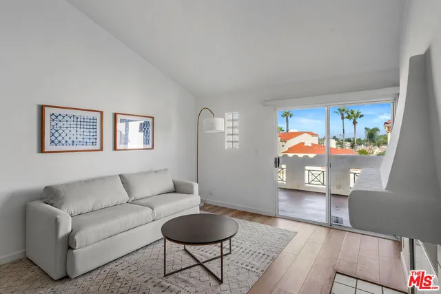 $899,000 | 5500 Torrance Boulevard, Unit B213, Torrance, CA 90503