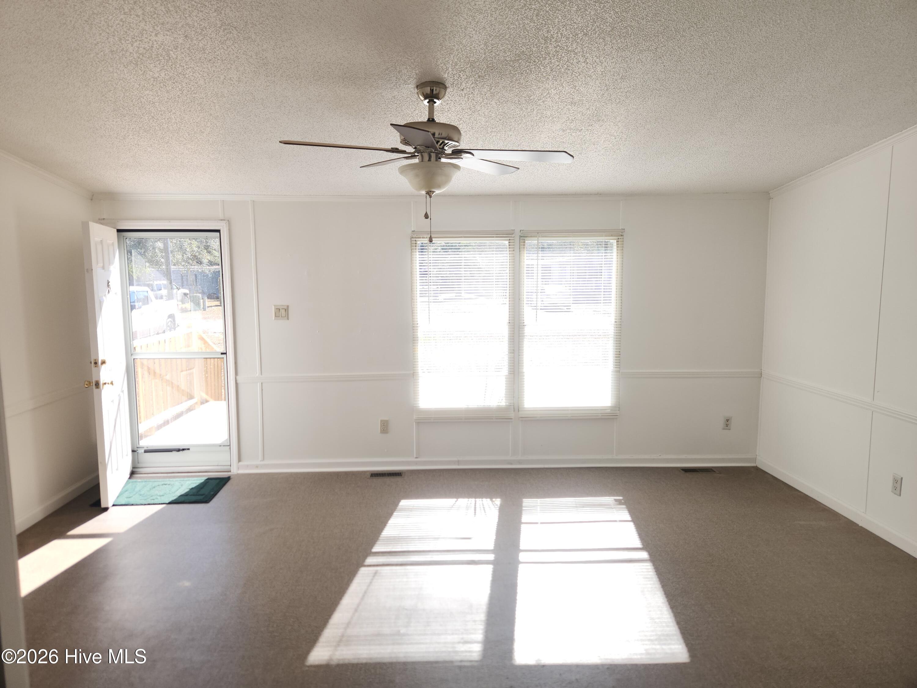 2910 Jeremy Street Southwest Supply, NC 28462 - Photo 8 of 32 20260115_130013