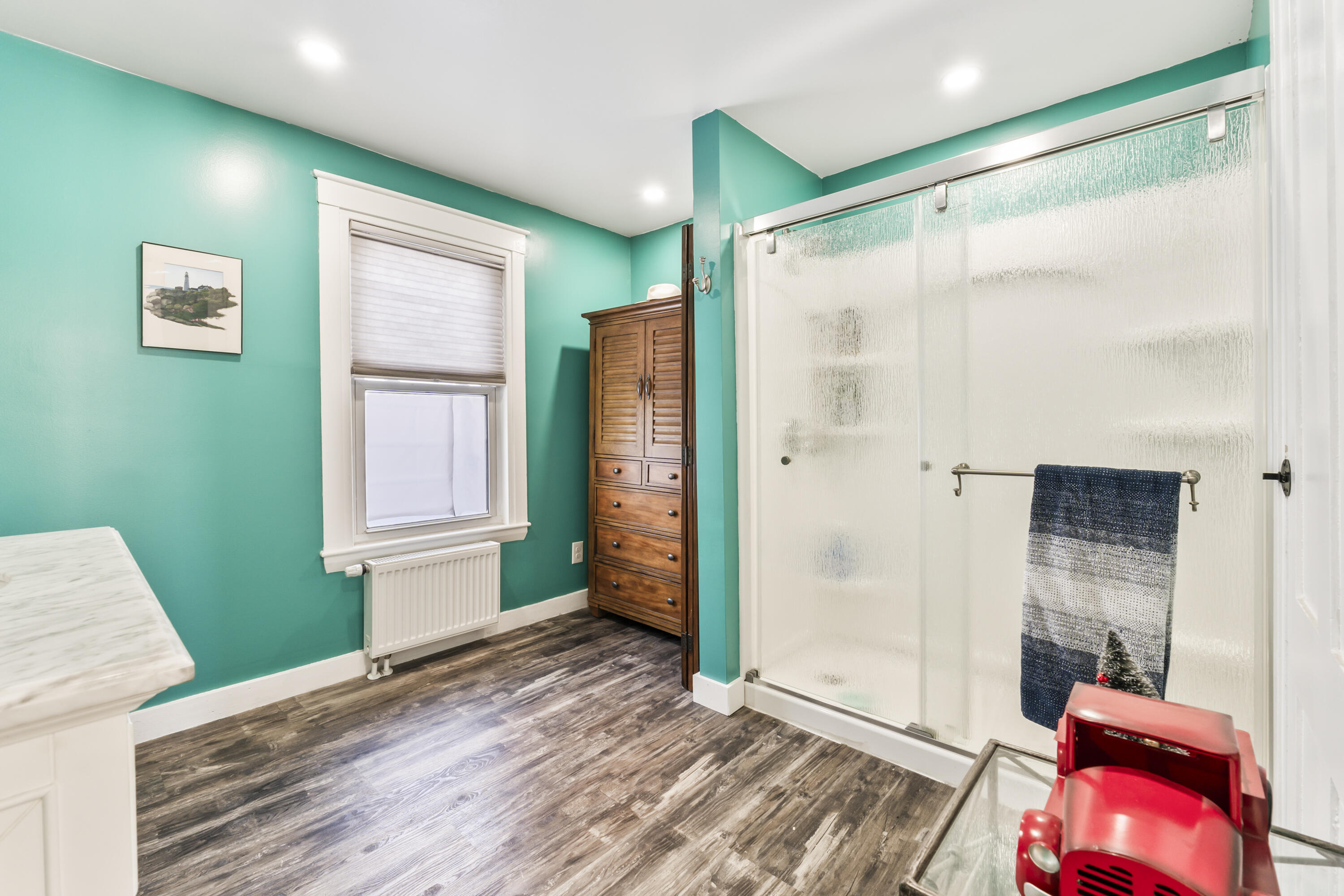 26 Spring Street Mechanic Falls, ME 04256 - Photo 11 of 45 1st floor bathroom