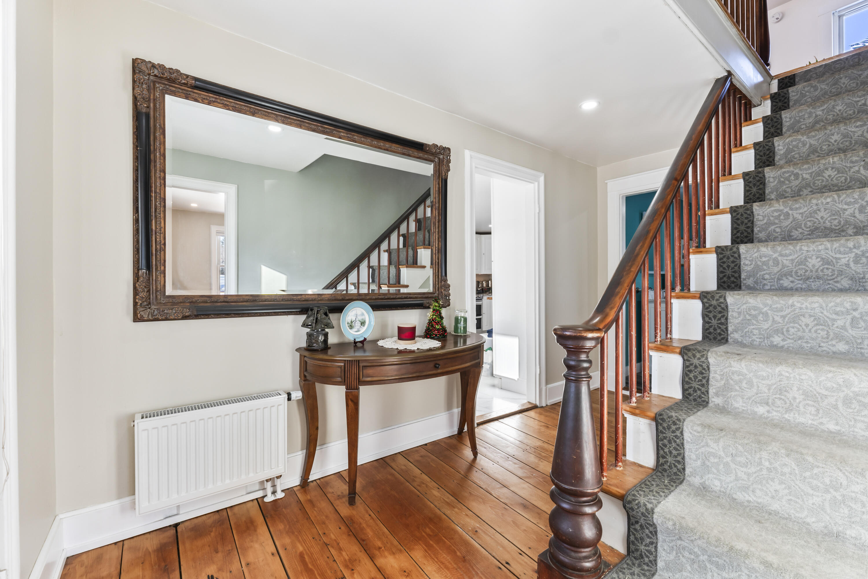 26 Spring Street Mechanic Falls, ME 04256 - Photo 17 of 45 Hallway