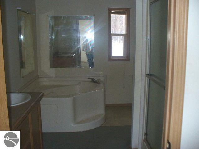 1413 North Galbraith Road Mio, MI 48647 - Photo 12 of 13 1752181-11.JPG