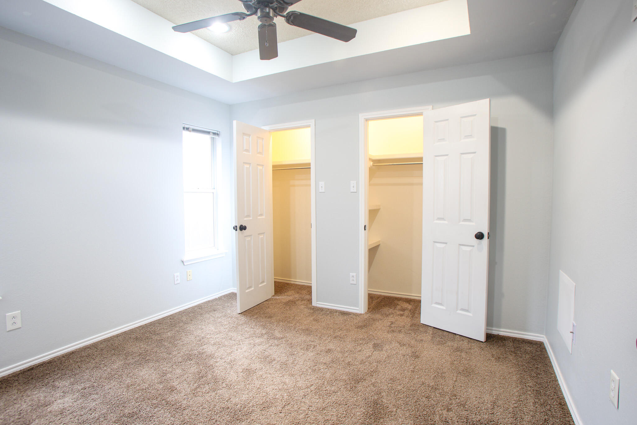 6916 Fulton Avenue Lubbock, TX 79424 - Photo 16 of 24 a view of an empty room with a window
