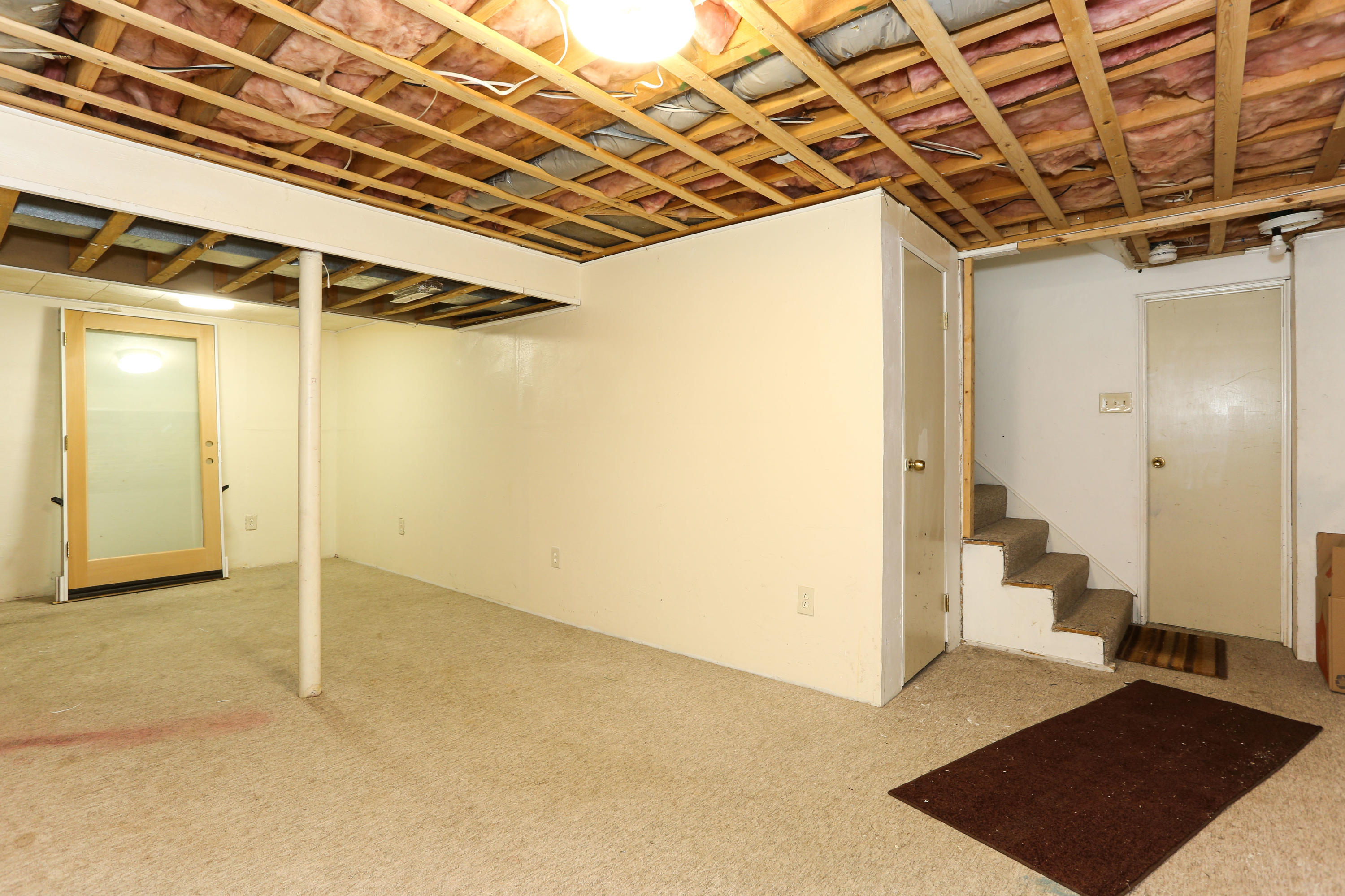 385 Skunknet Road Centerville, MA 02632 - Photo 31 of 32 a view of an empty room